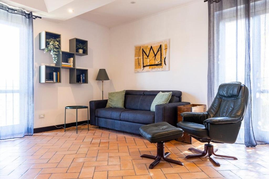 MAMBRETTI32 - ROOM 1