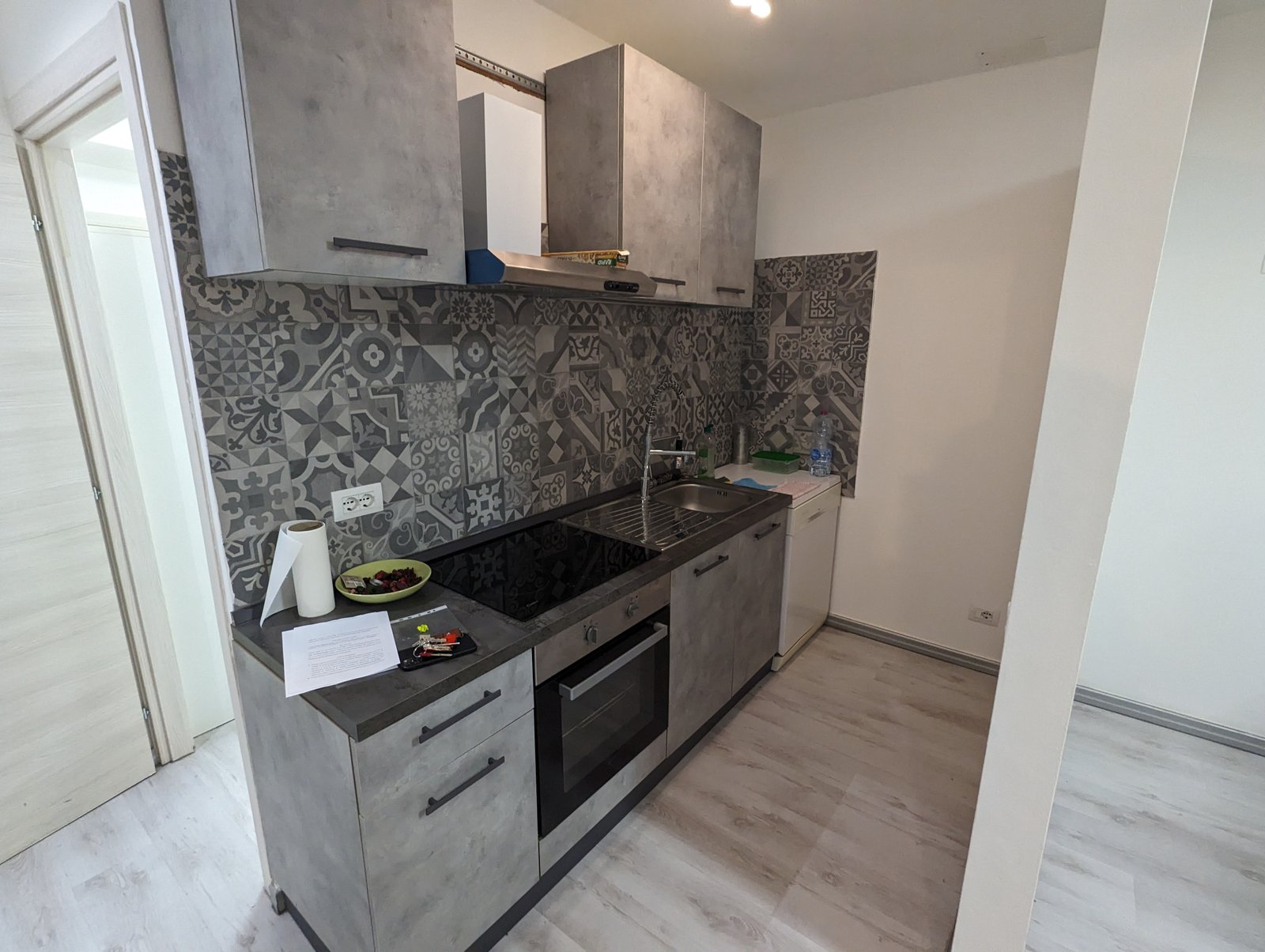 CLAUDIA1 - ROOM 1