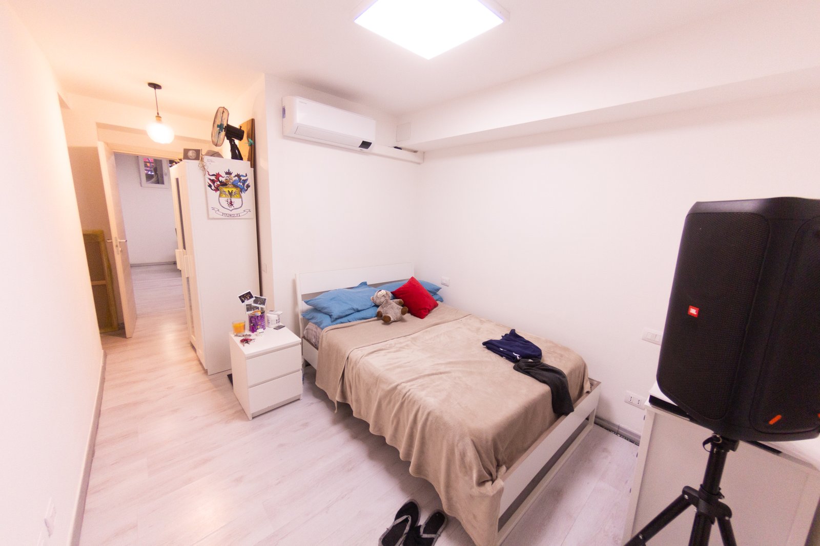 CLAUDIA1 - ROOM 3