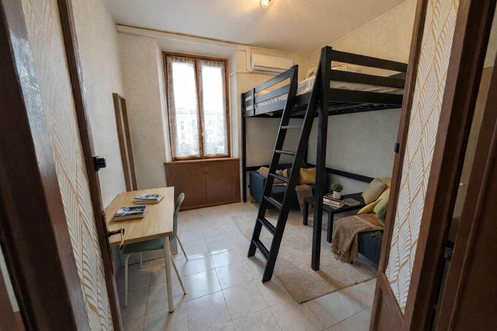 TERMOPILI27 - ROOM 1