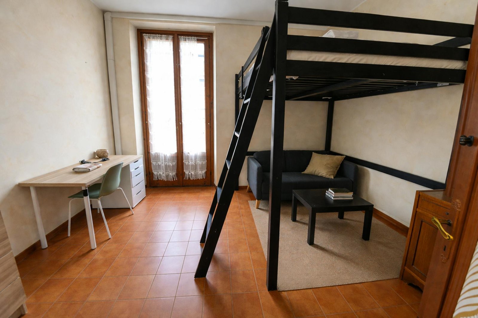 TERMOPILI27 - ROOM 2